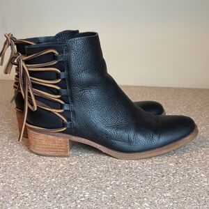 Kork-Ease Korks Belaya Lace Up Black Leather Ankle Boots size 8